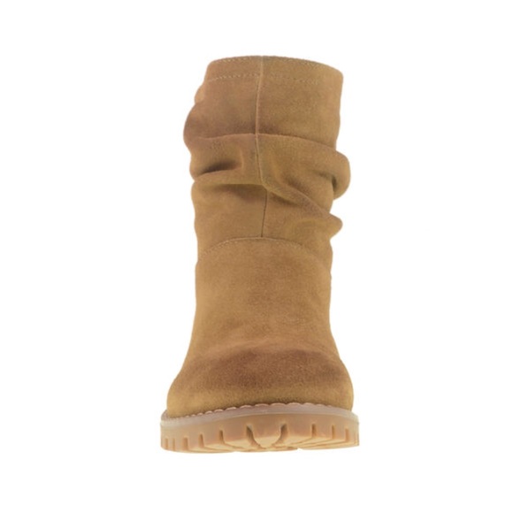 Tan Distressed Slouchy Lug Sole Combat Boots - Picture 6 of 8
